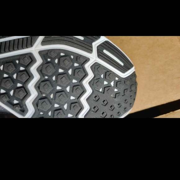 Nike Men's Downshifter 9 Running Shoe Size 8 - Picture 8 of 9